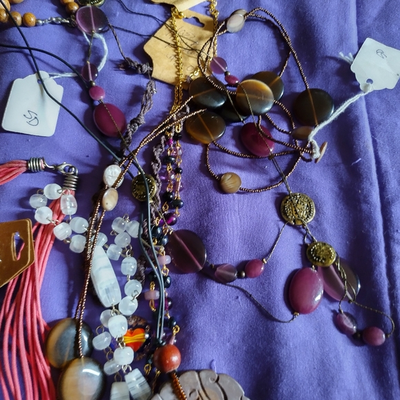 Resellers Jewelry Necklace Bundle Lot - Picture 8 of 8
